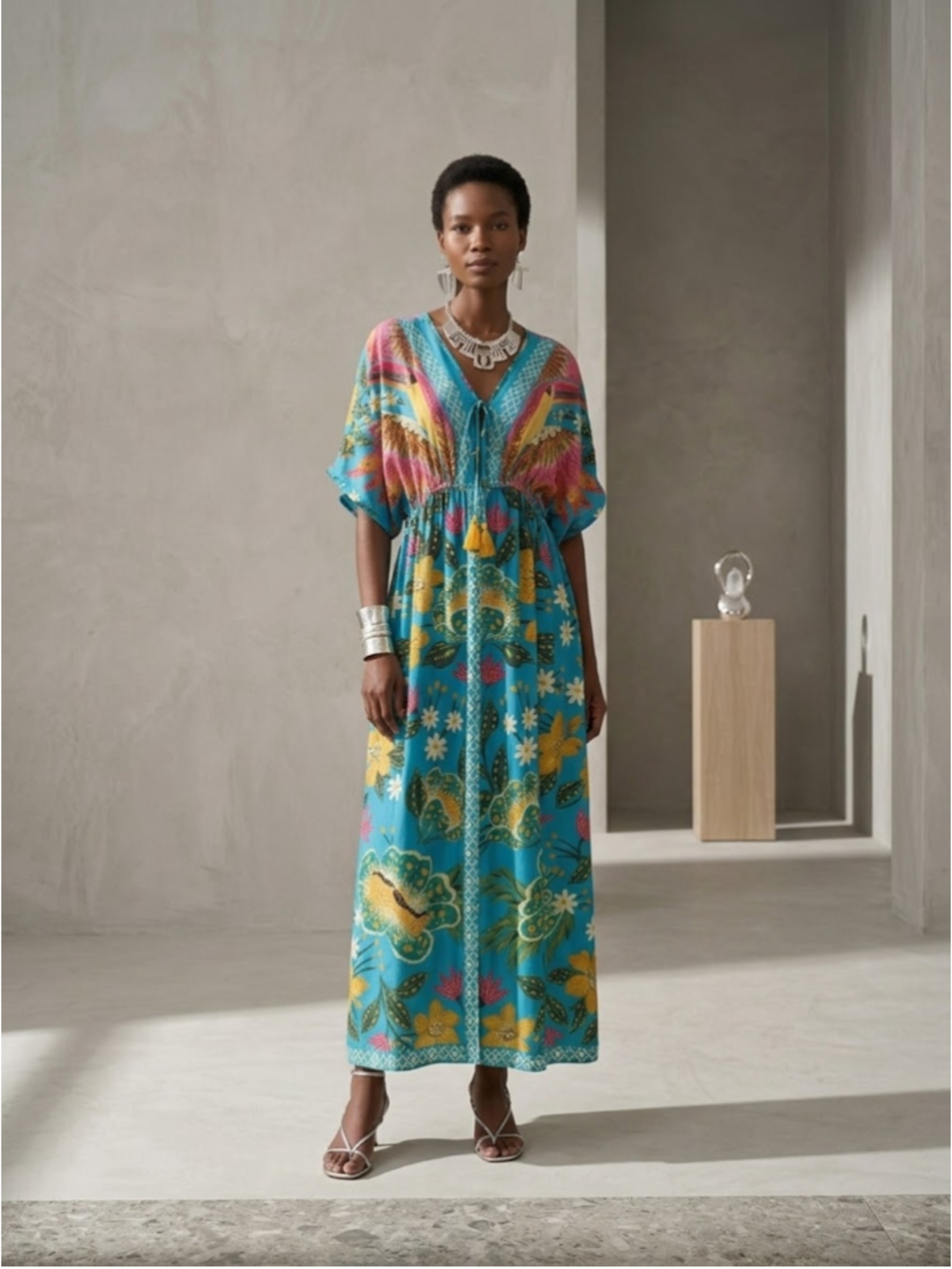 World Market Boho Maxi Dress L/XL Floral Toucan Birds Kaftan Blue Viscose India